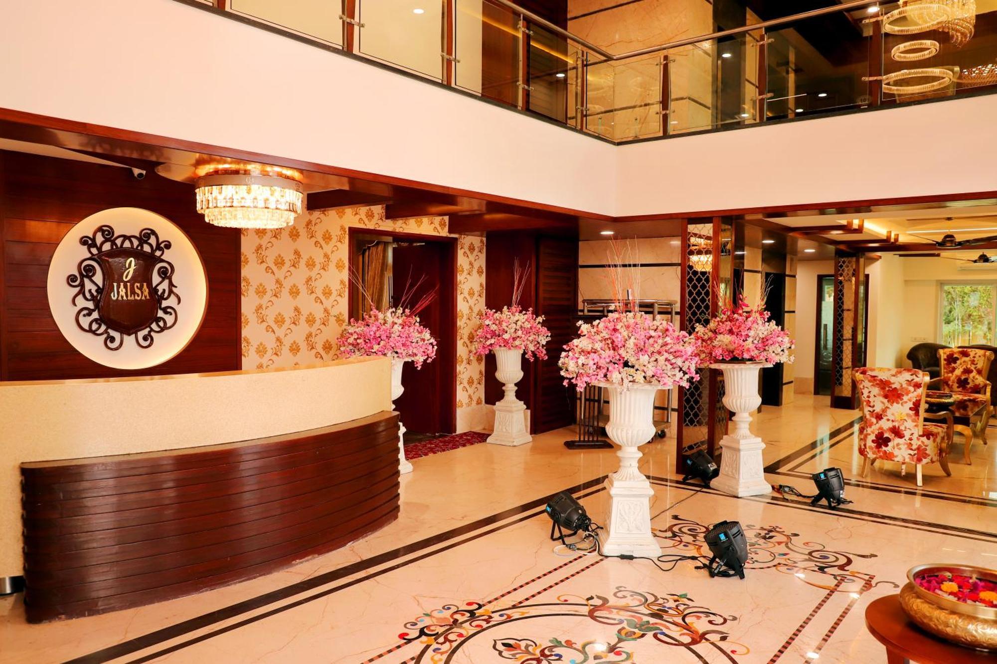 Jalsa Hotel & Banquets,Indore Esterno foto
