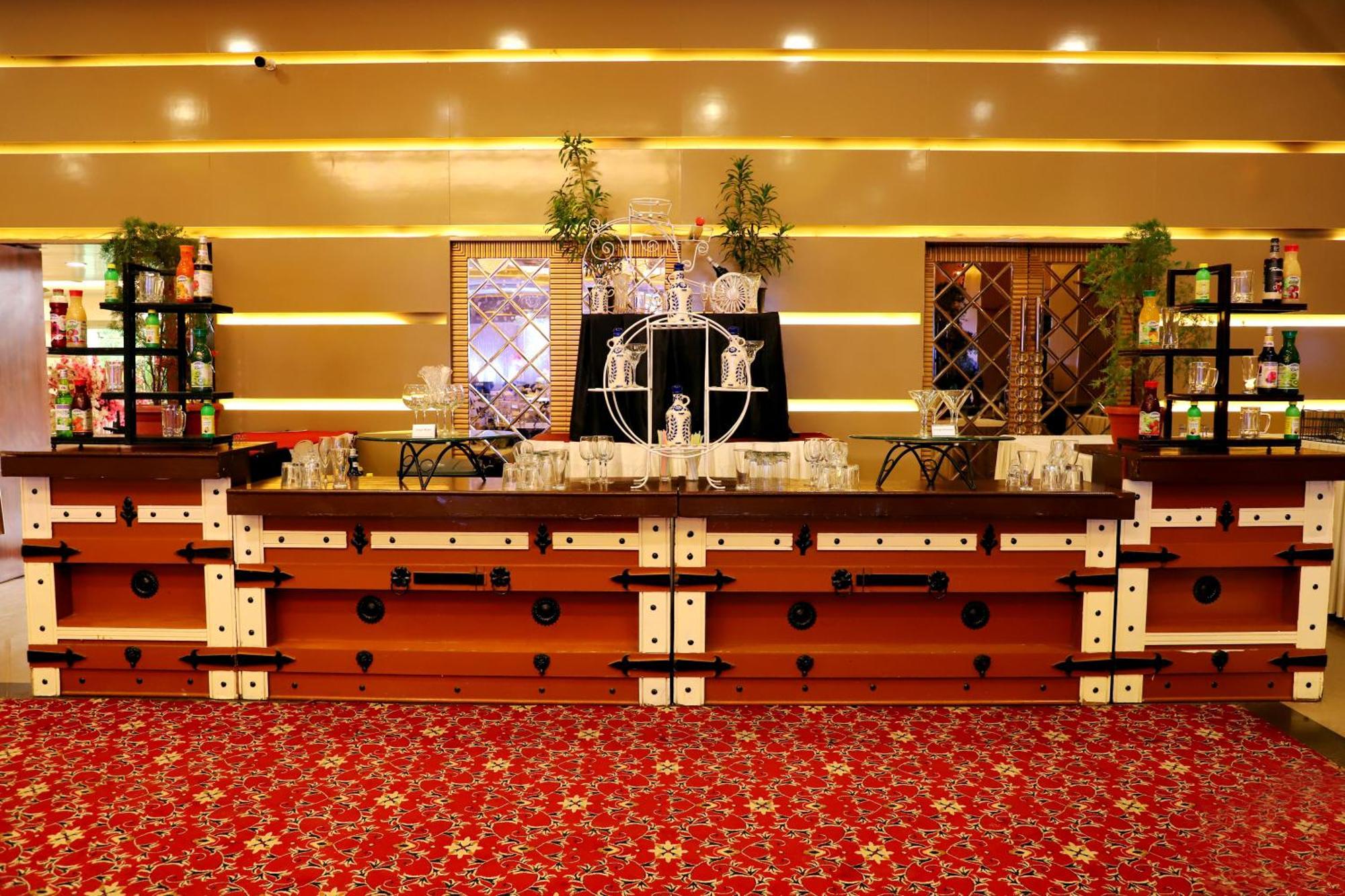 Jalsa Hotel & Banquets,Indore Esterno foto