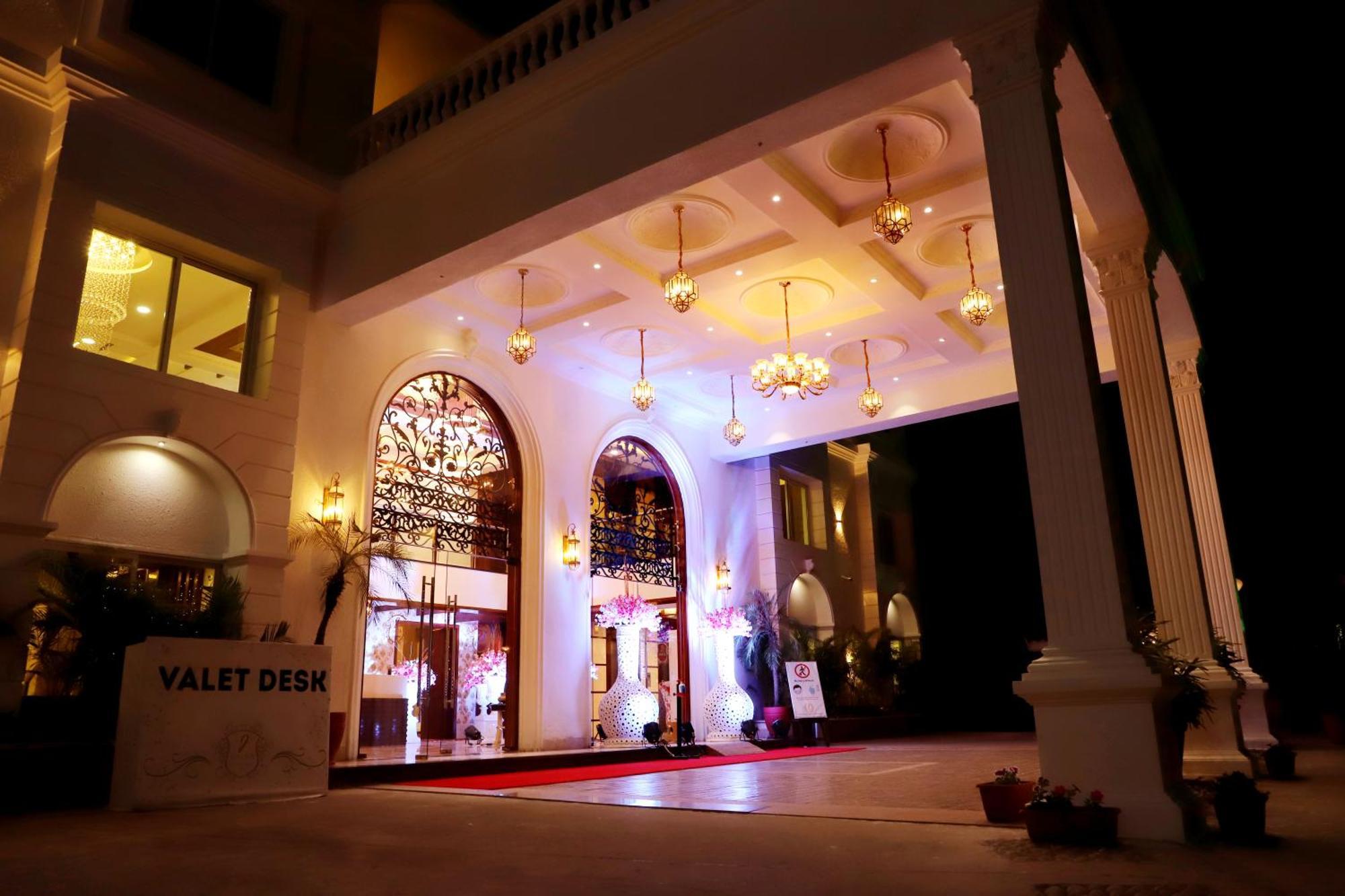 Jalsa Hotel & Banquets,Indore Esterno foto